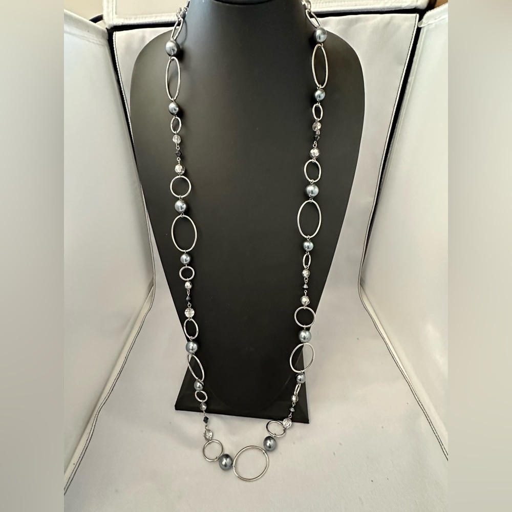 Lia Sofia long necklace with real freshwaterh silver tone rings and gray beads